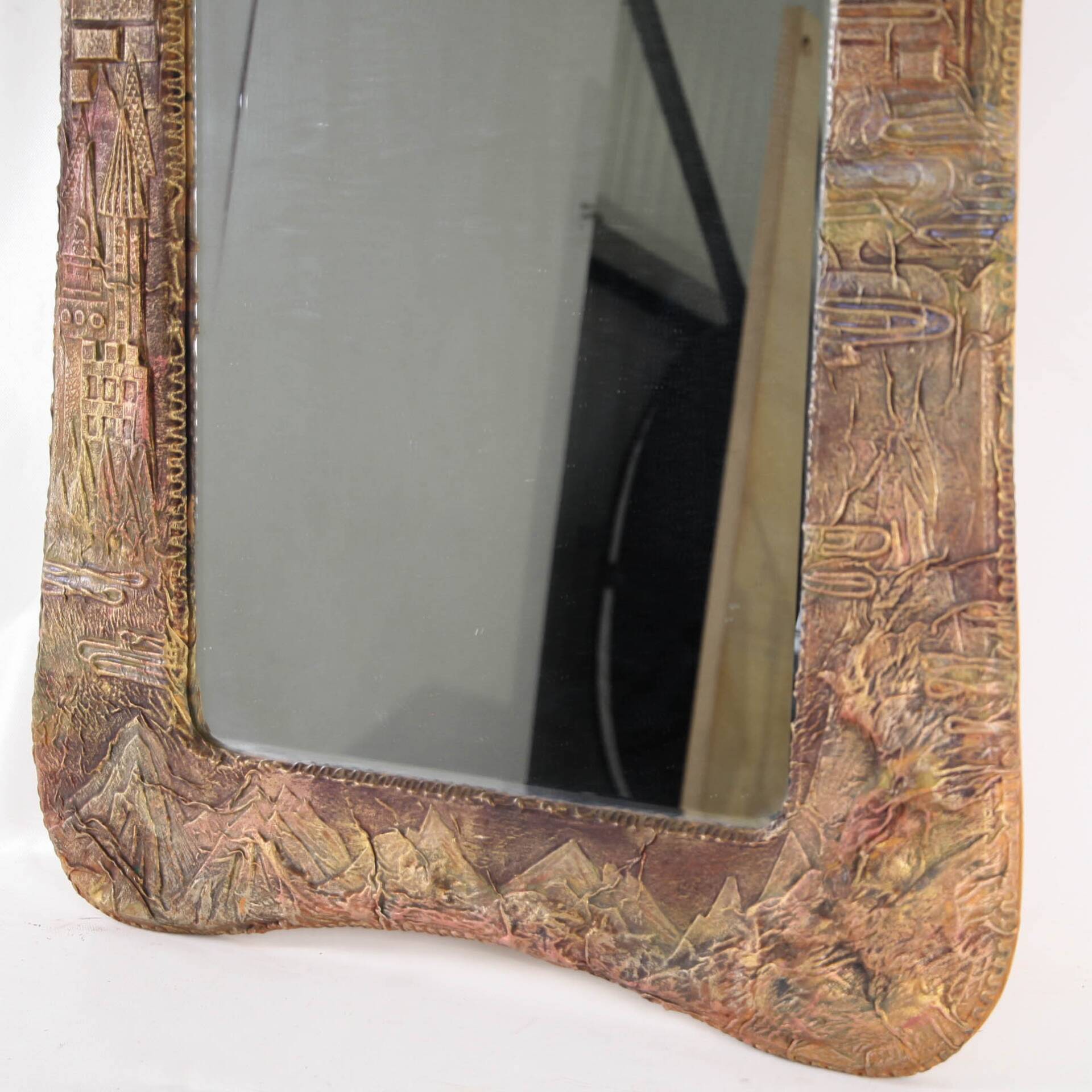 Grand miroir en cuir 