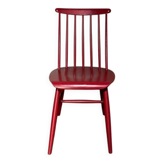 Scandinavian chair