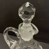 Small carafe in cut crystal