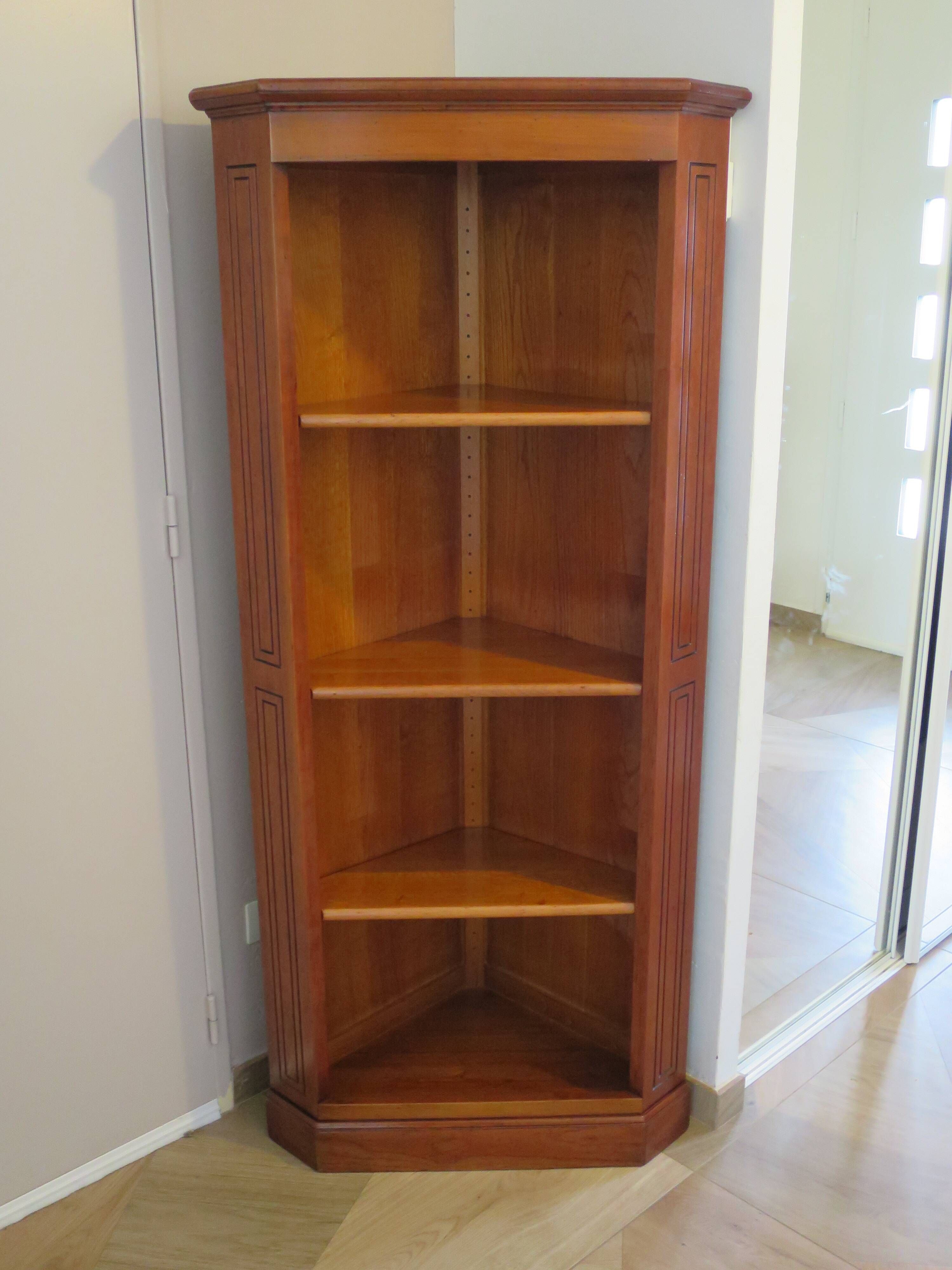 Corner bookshelf - Pentagon shape - Solid wood - 1980s - Richelieu