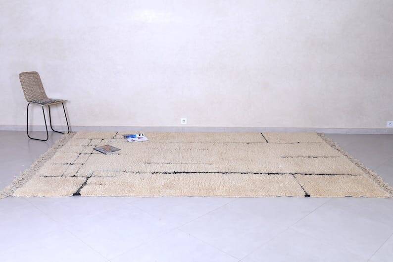 Handmade Beni Ourain Berber rug, size 2/3 m.