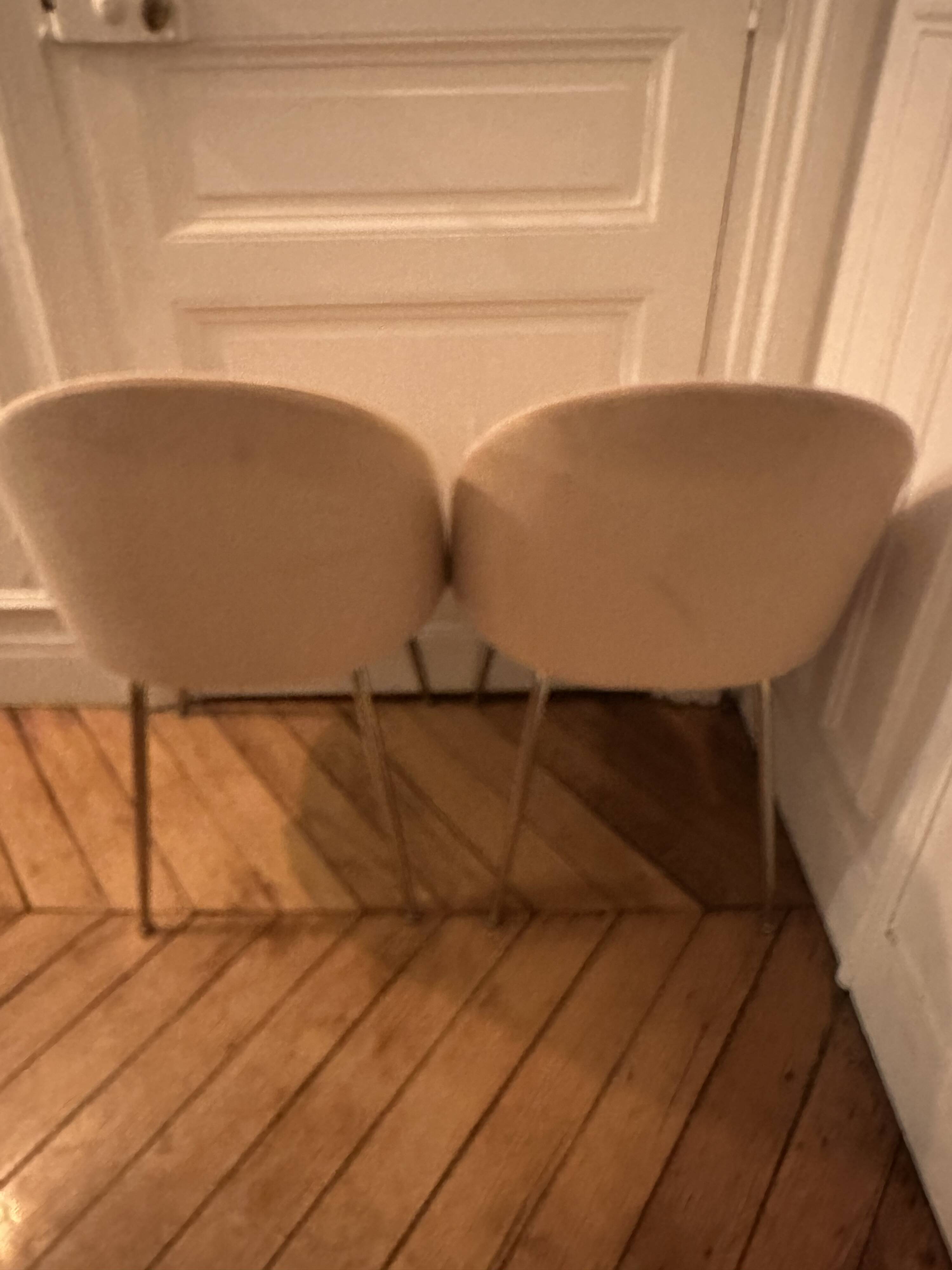 Norah chairs in ecru - pomax