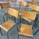 Suite de 15 chaises dépareillées industrielle école vintage