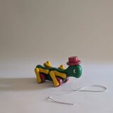 Grilllon, Kouvalias wooden pull toy