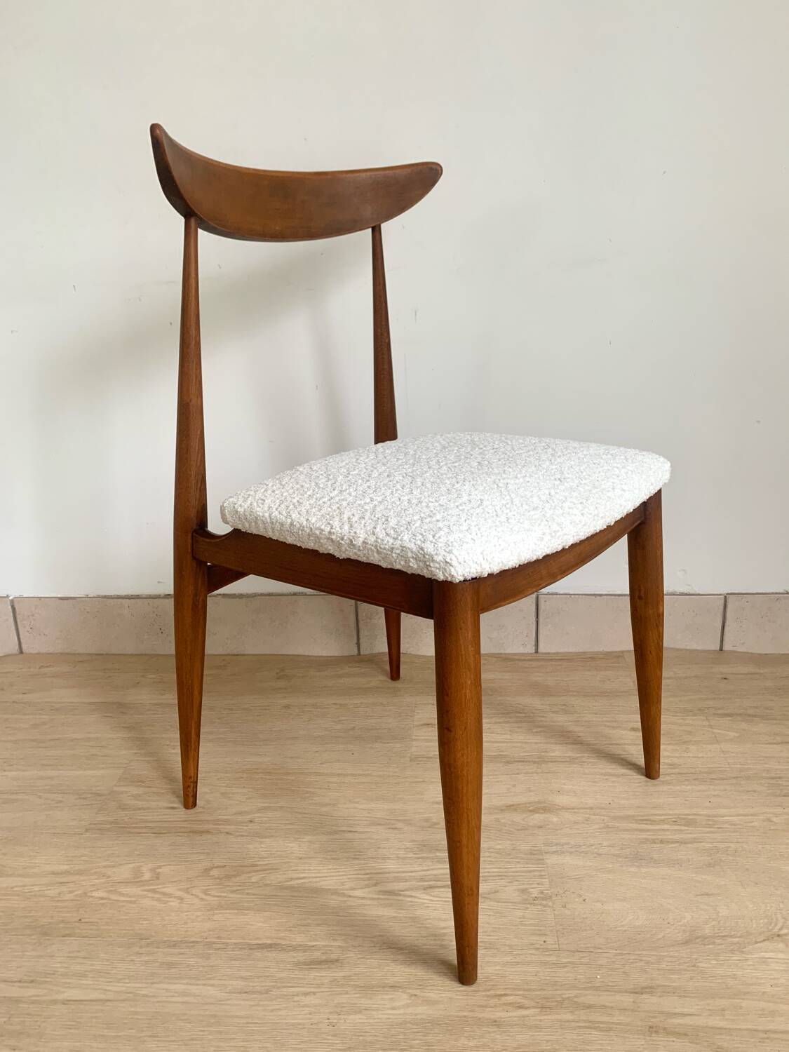 Series of 4 Scandinavian chairs from the 60s