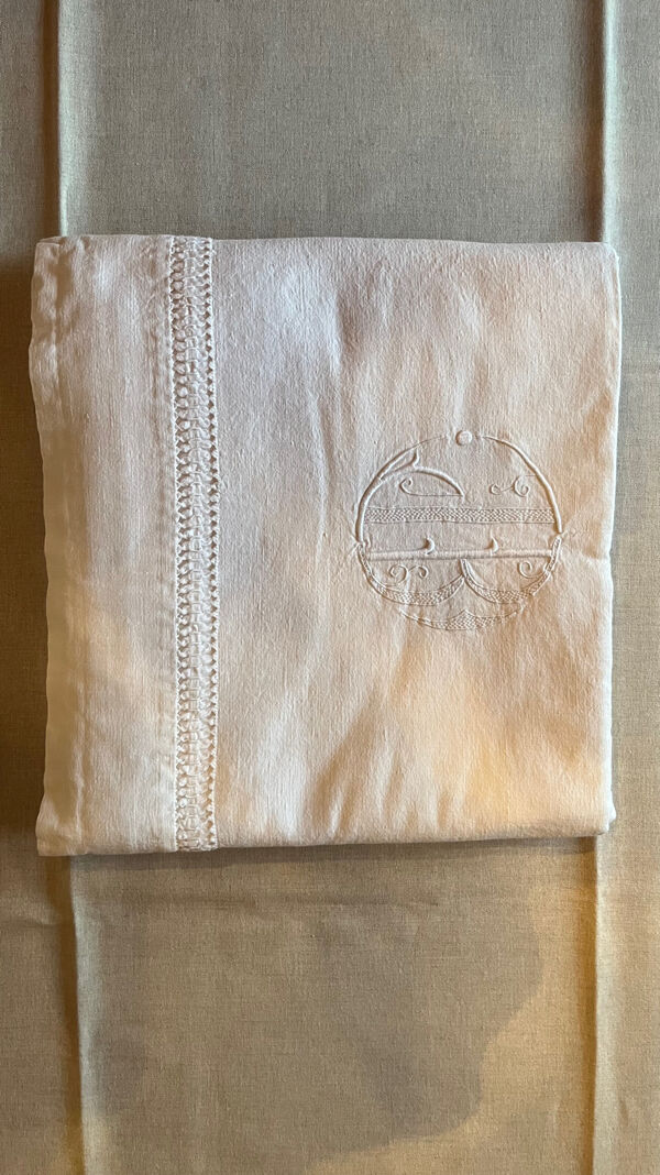 Drap ancien en lin monogramme brodé