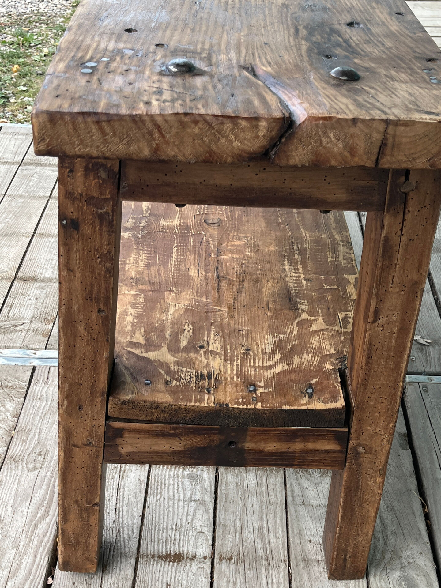 Old established /console