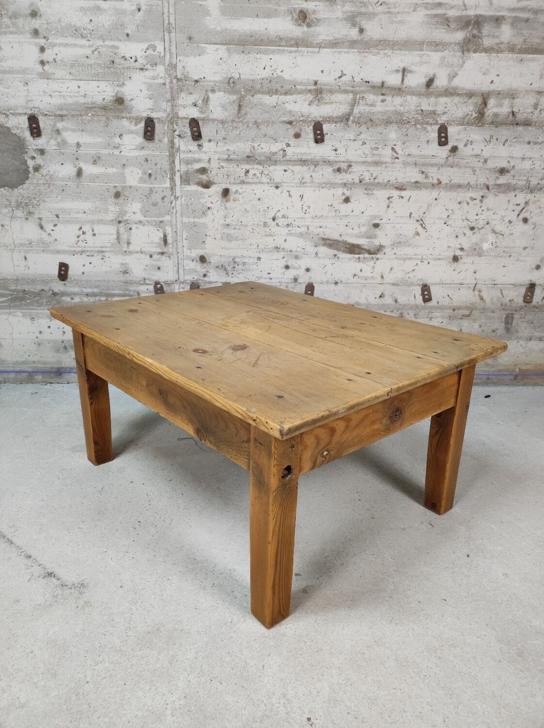 Farmhouse coffee table
