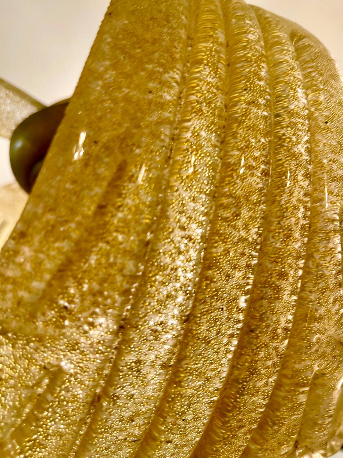 Murano glass chandelier with gold inlay by Barovier Toso, Italy 1960