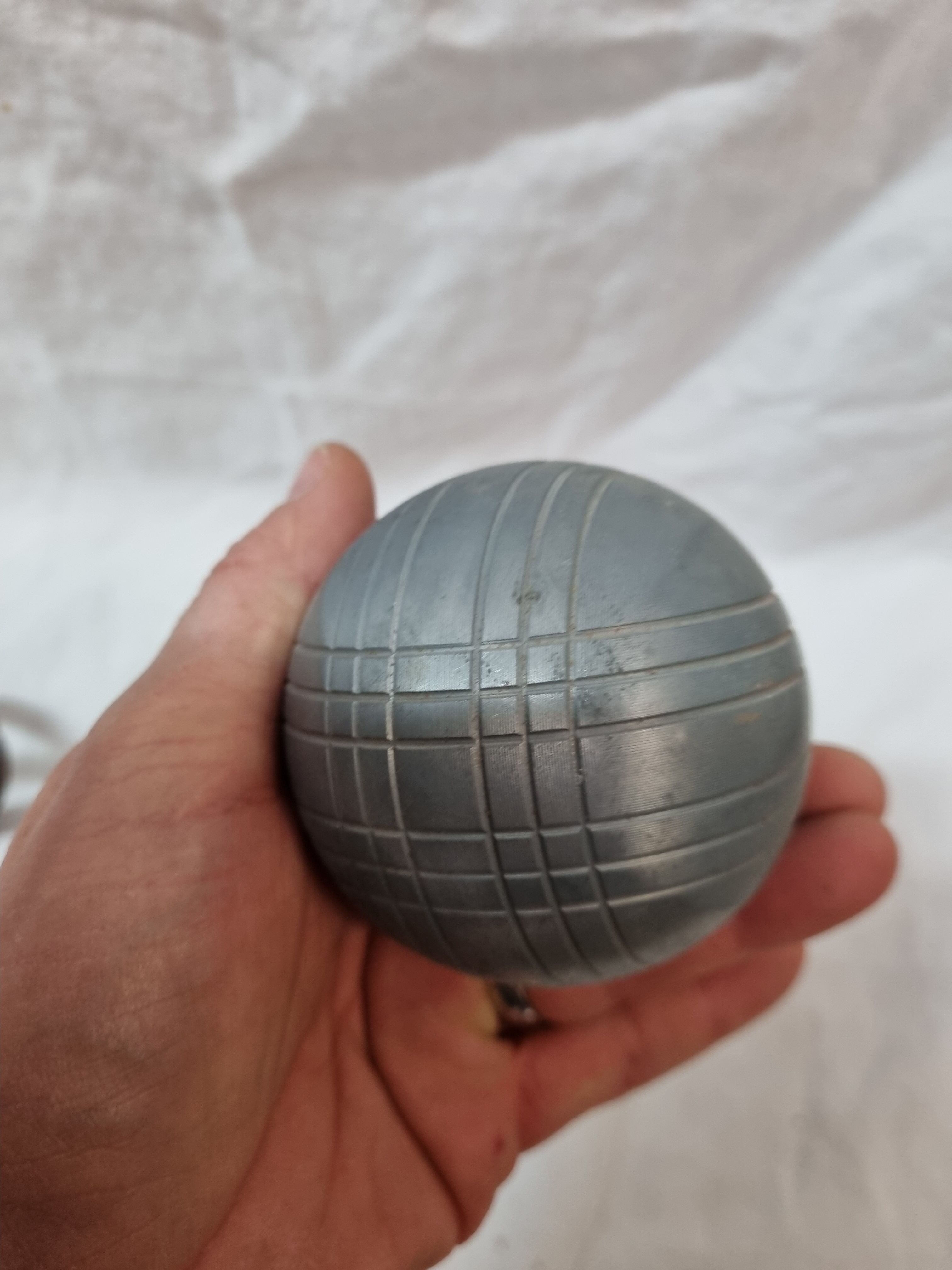 Pair of petanque balls year 50