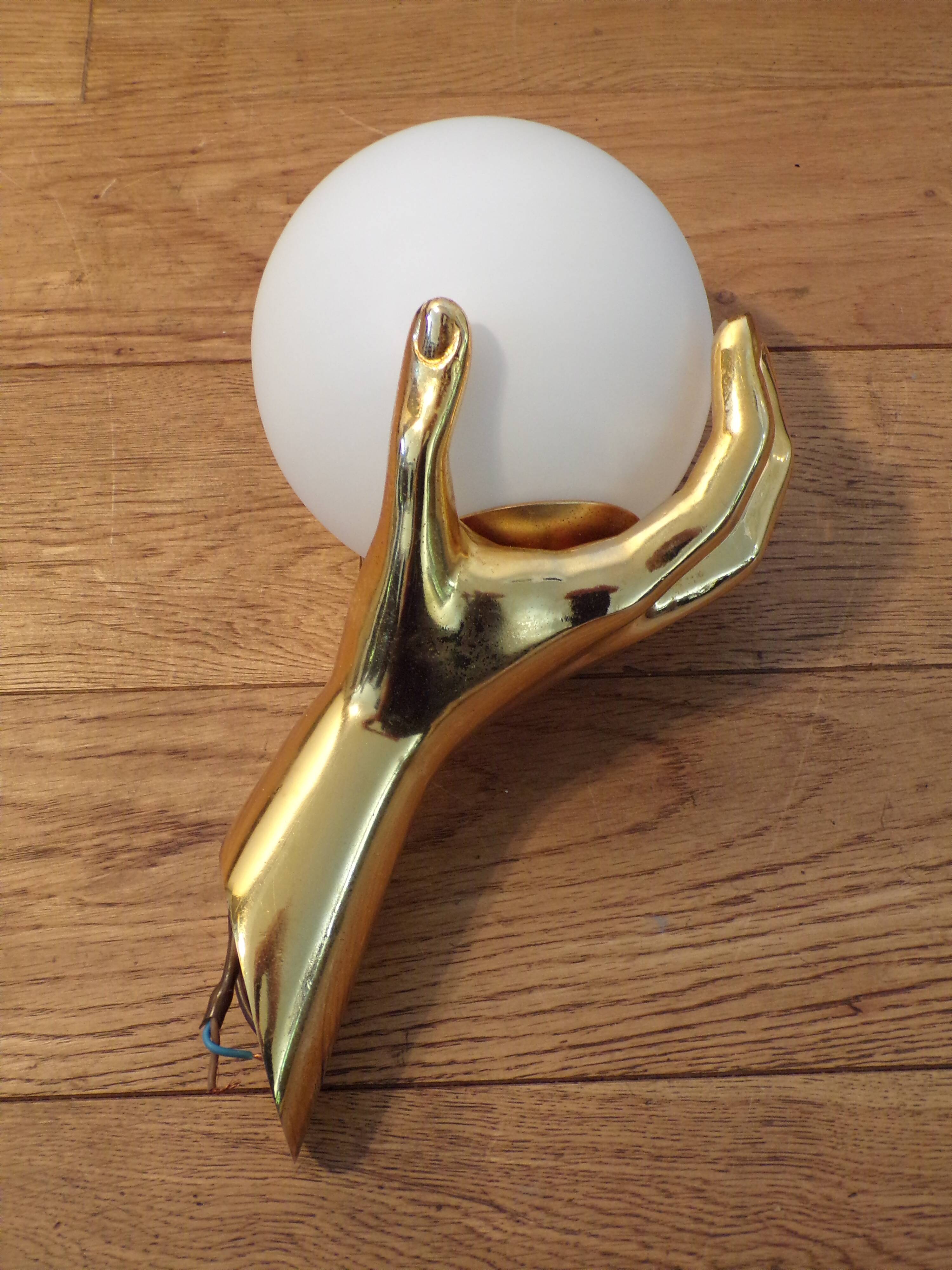 Arlus Main wall light in gilded bronze