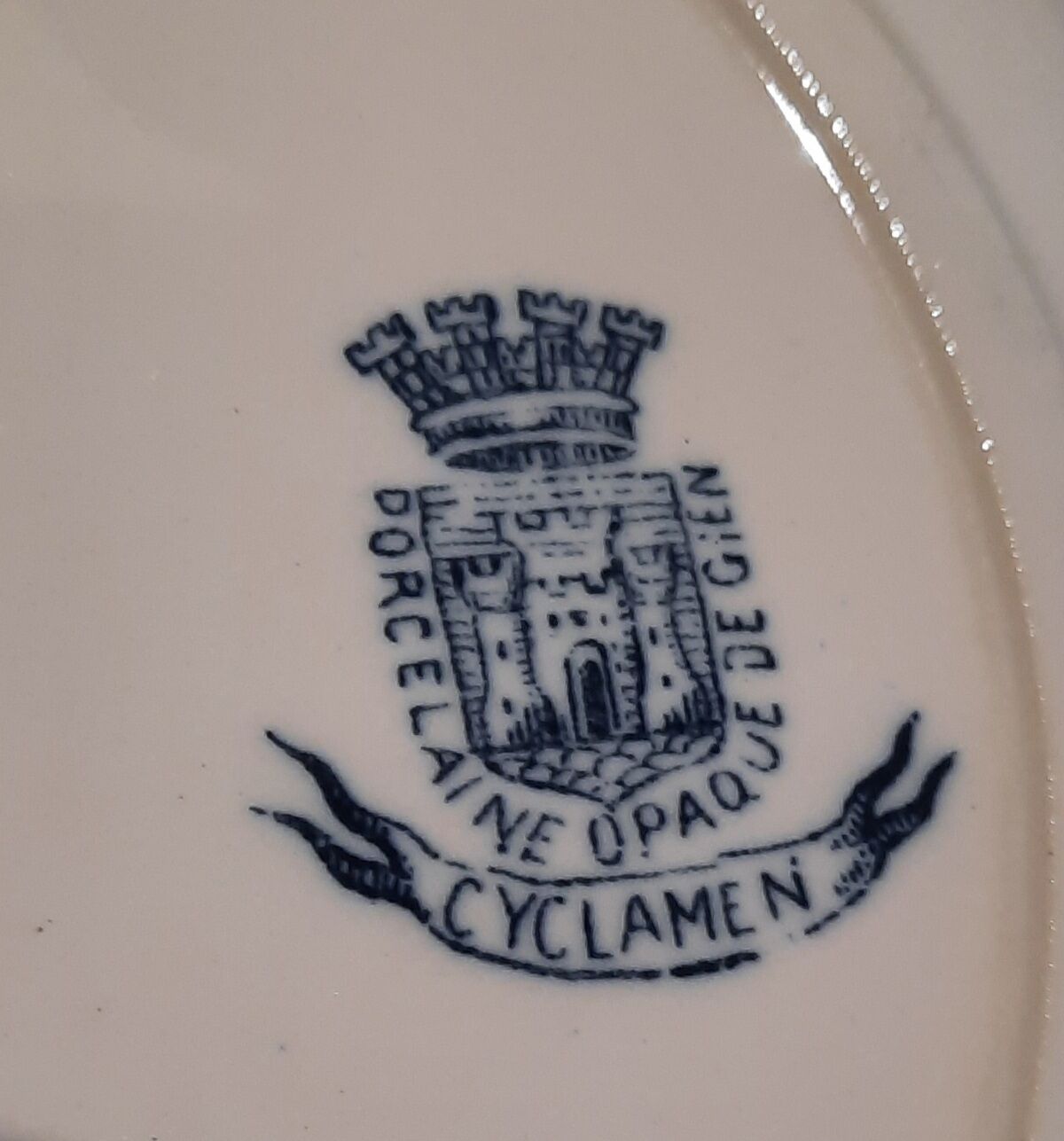 Vintage Gien plates