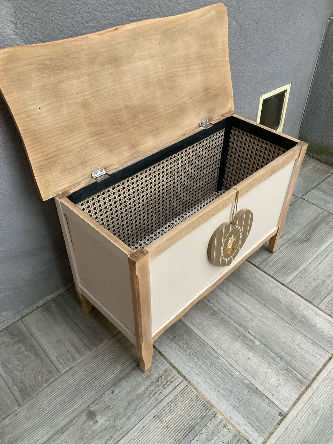 Vintage toy chest with removable heart