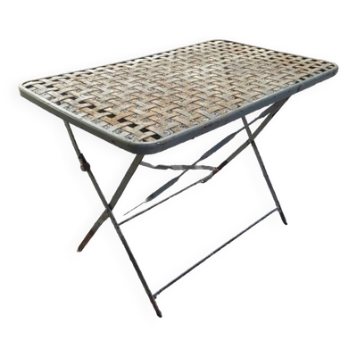 Ancienne table de jardin pliante