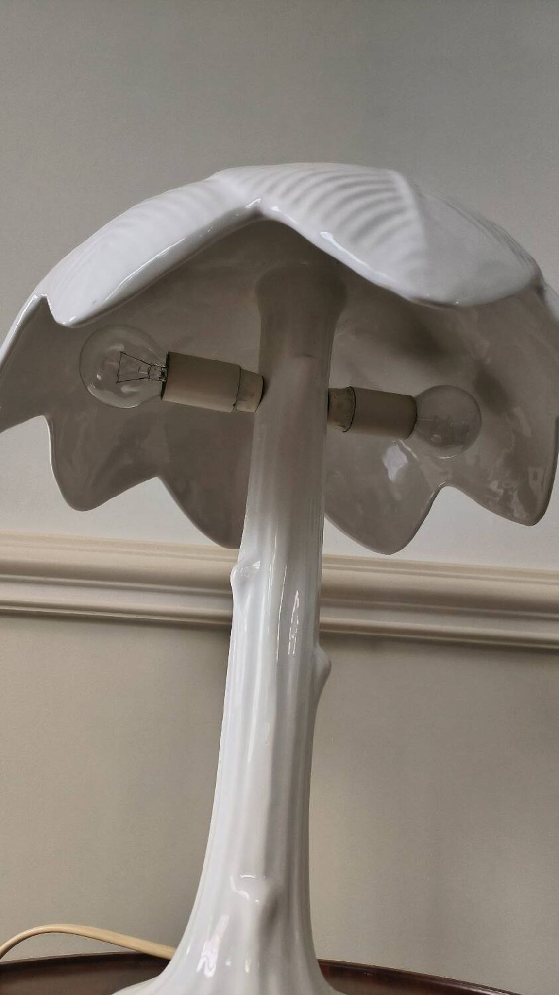 Ceramic palm lamp