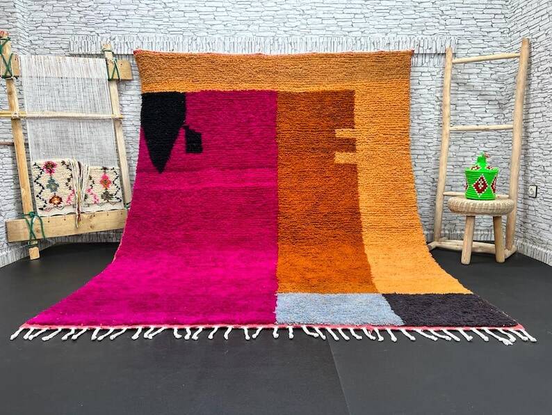 Handmade pure wool rug, size 150 x 250 cm
