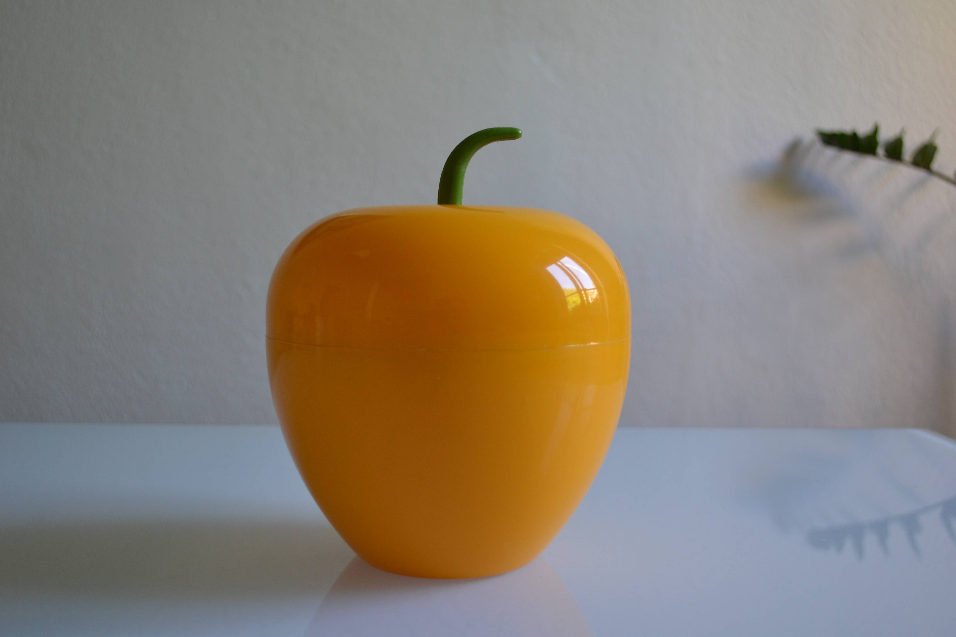 Yellow apple ice bucket 1970s somm paris