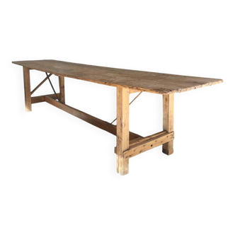 Large farmhouse table