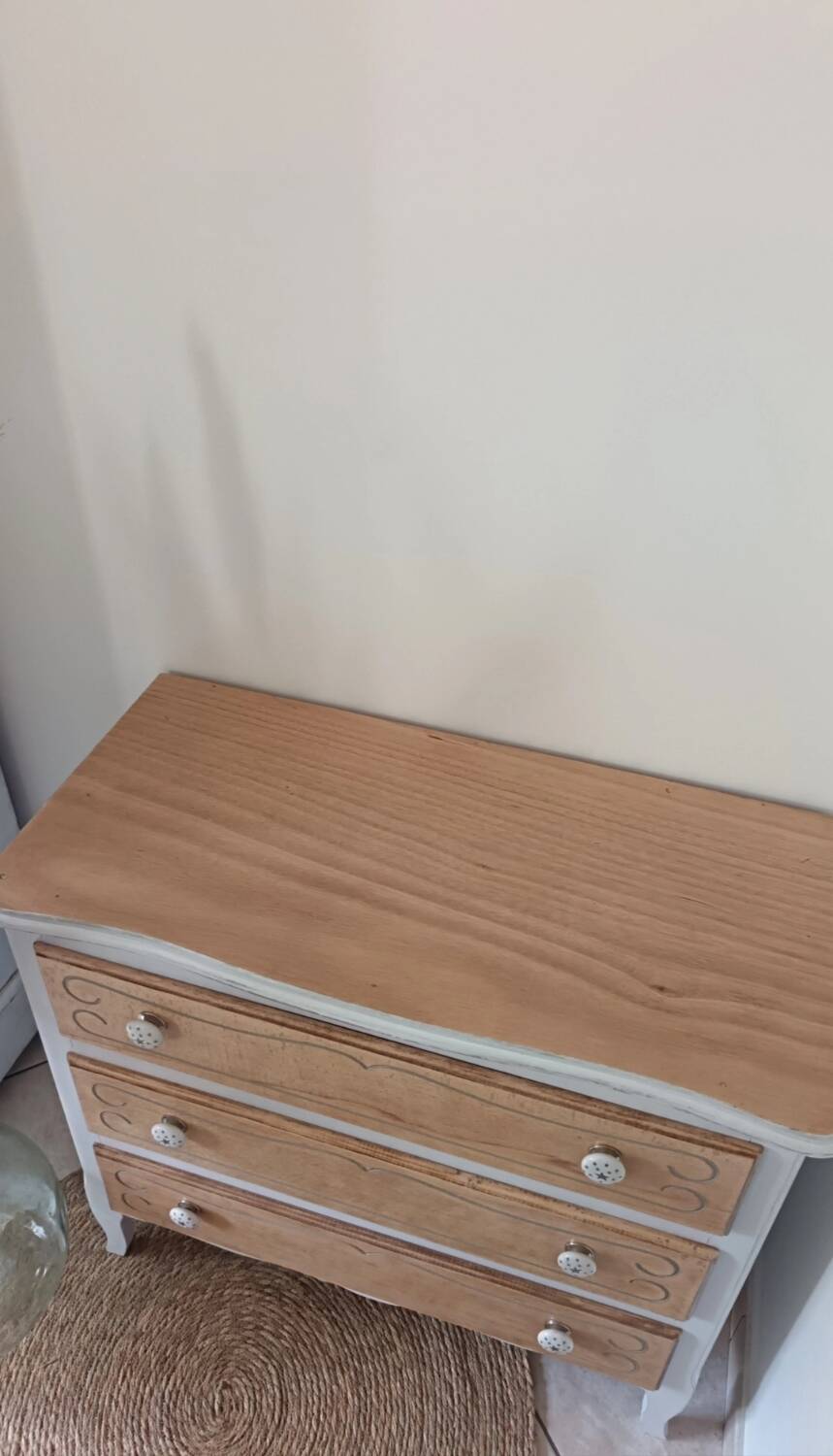 3-drawer chest of drawers