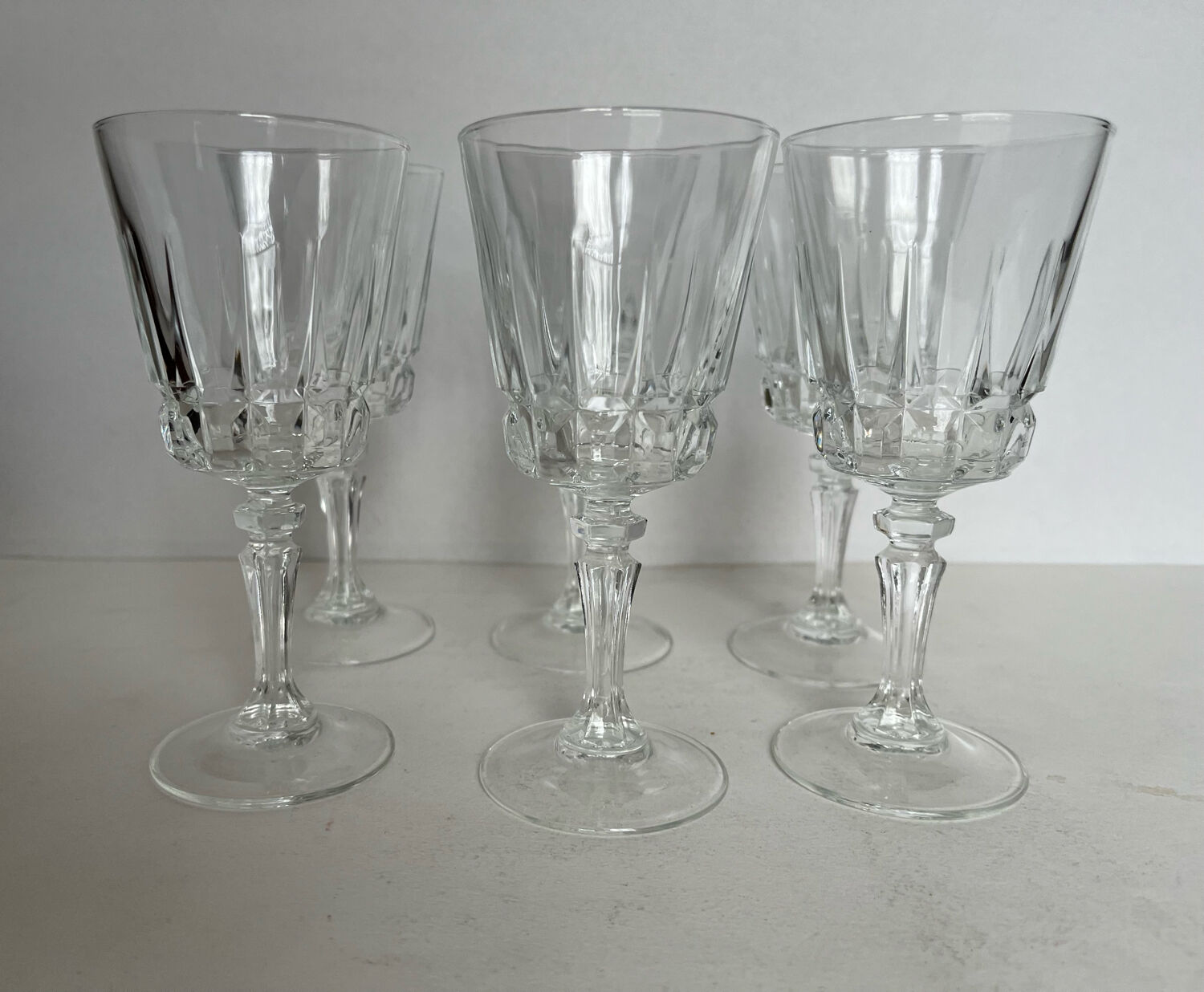 6 wine glasses