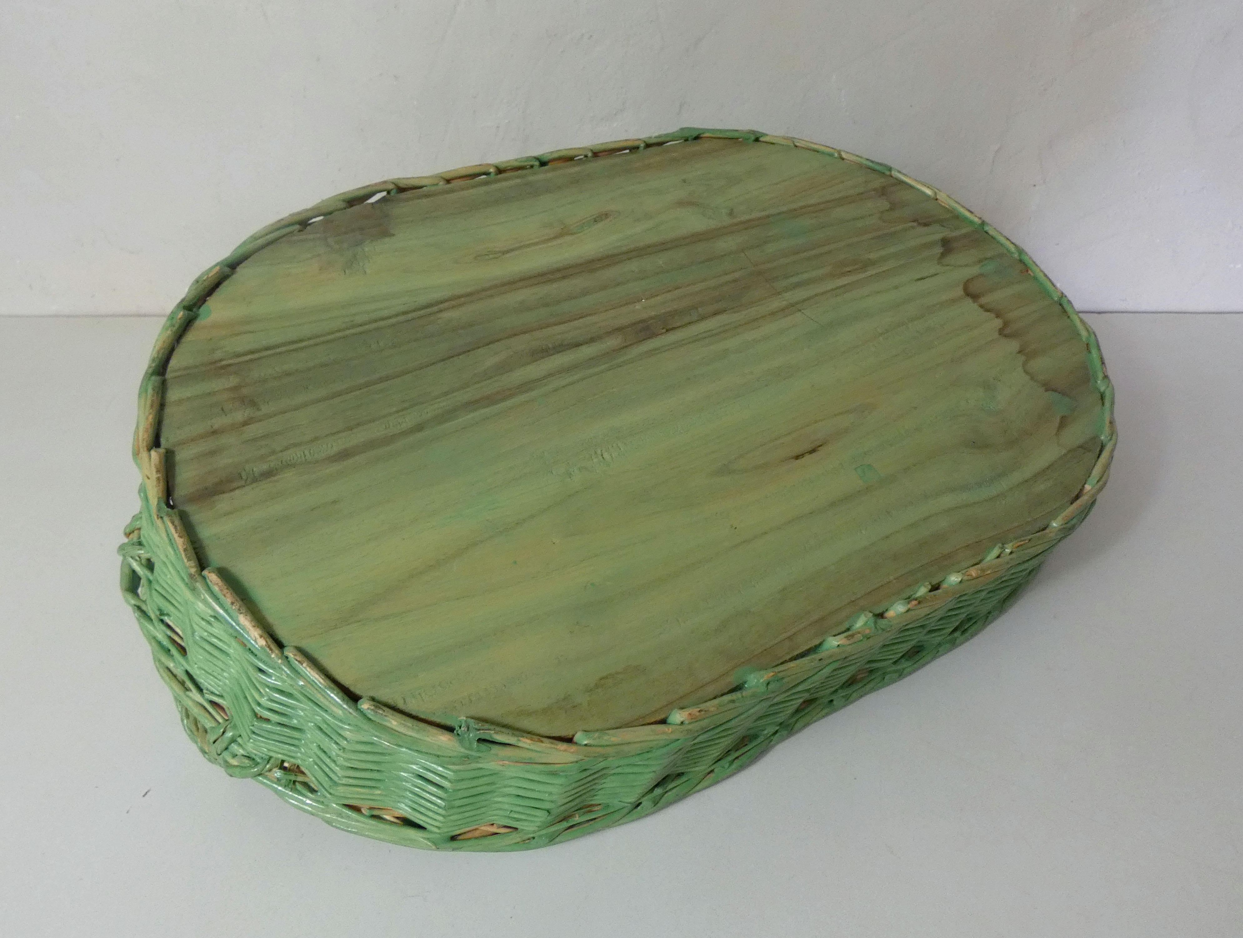 Rattan tray