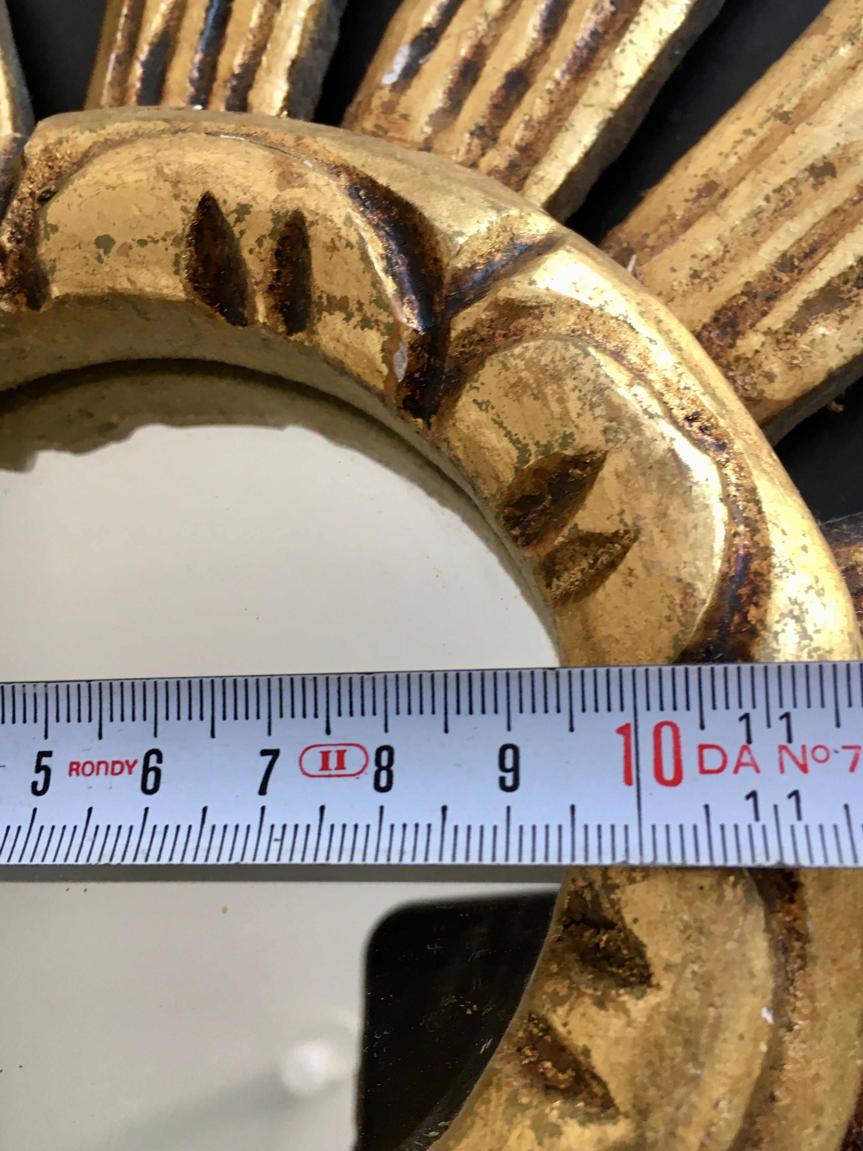 Mirror old sun 1960 wood and gilded plaster 29cm