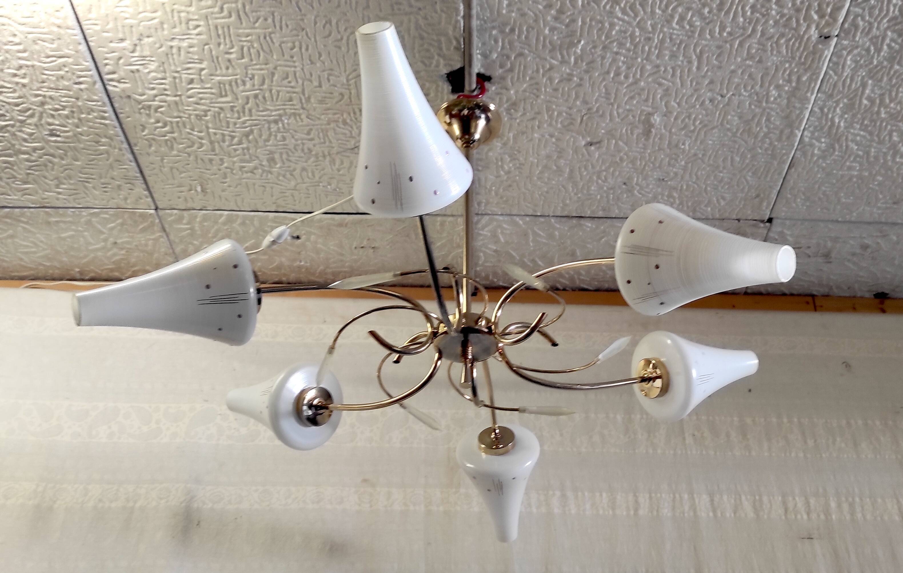 Lustre 6 feux moderniste en laiton doré - années 50/60
