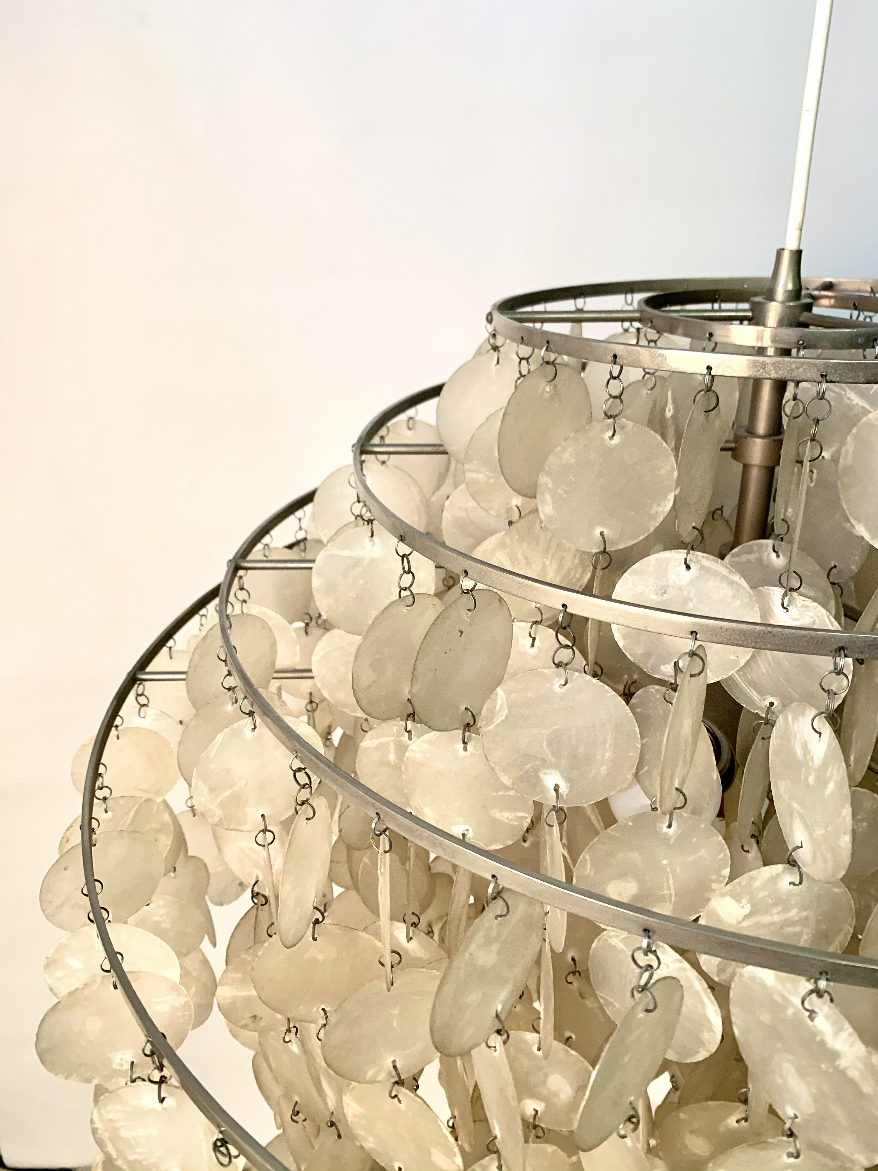 Lustre des années 60 en pampilles de nacre