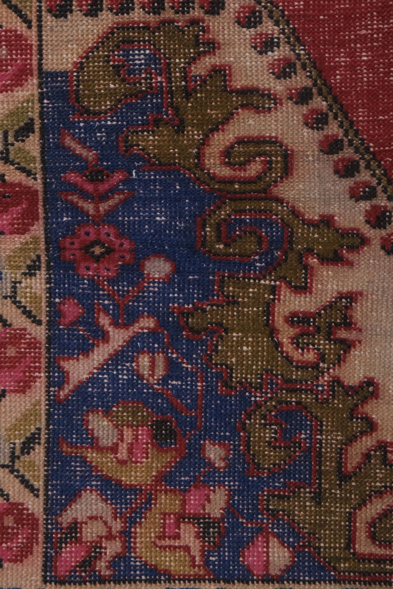 Vintage Turkish rug from Oushak, hand-woven 135x220 cm