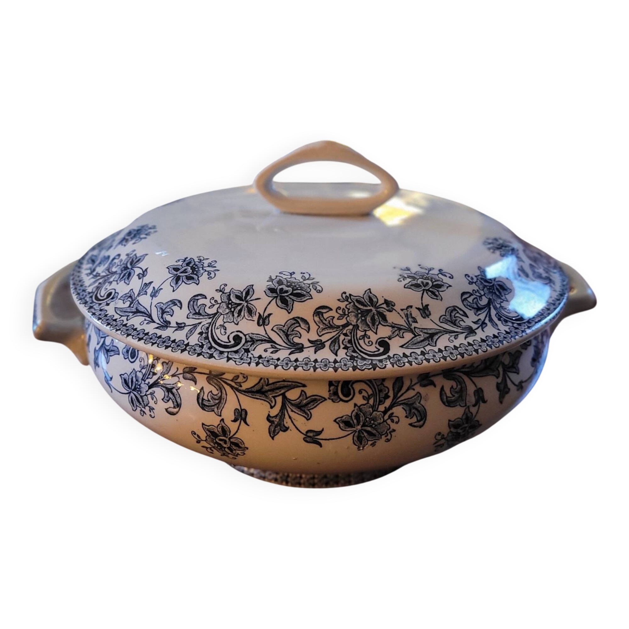 St Amand soup tureen 50s