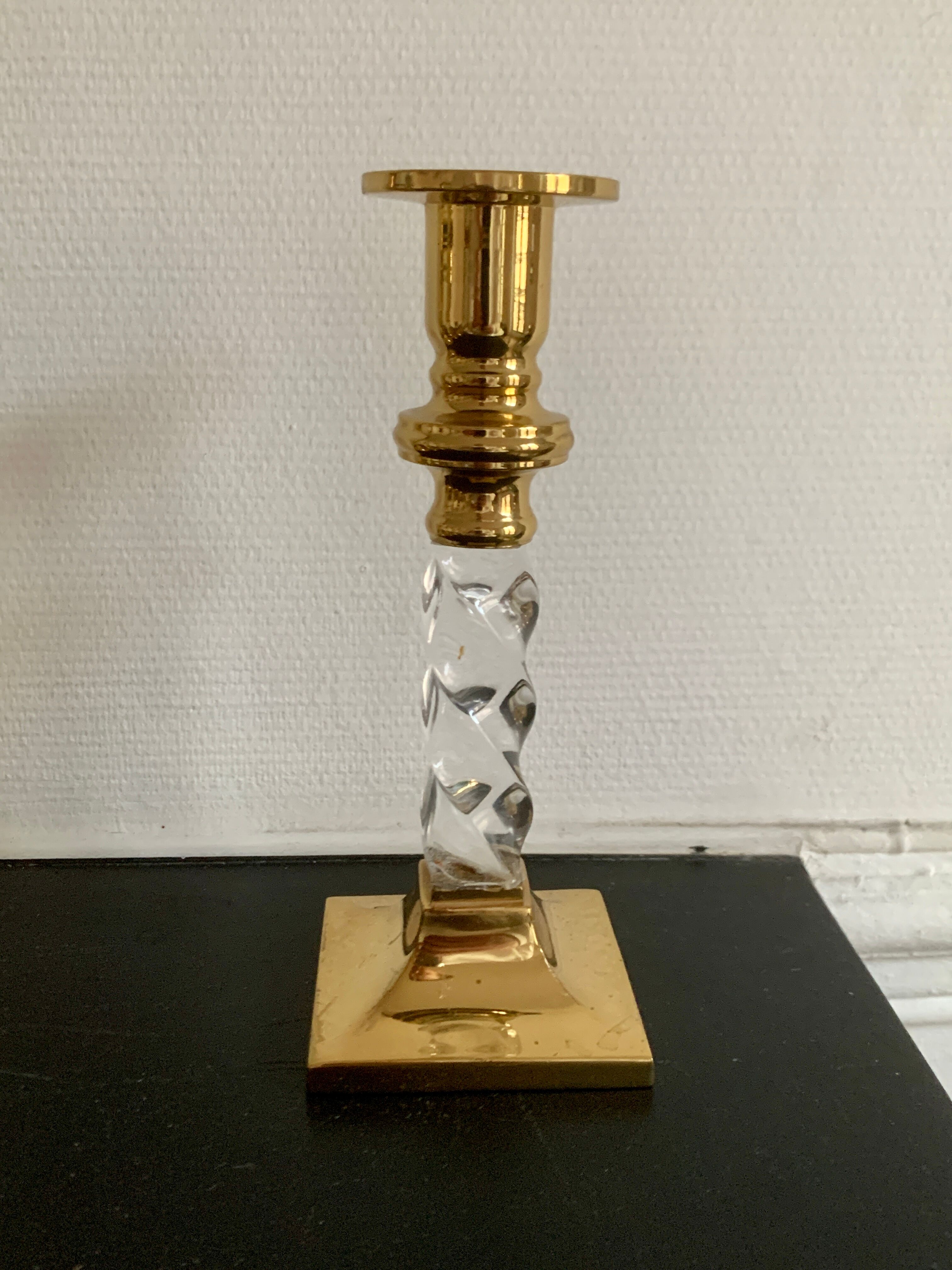 Set of 9 vintage brass candlesticks