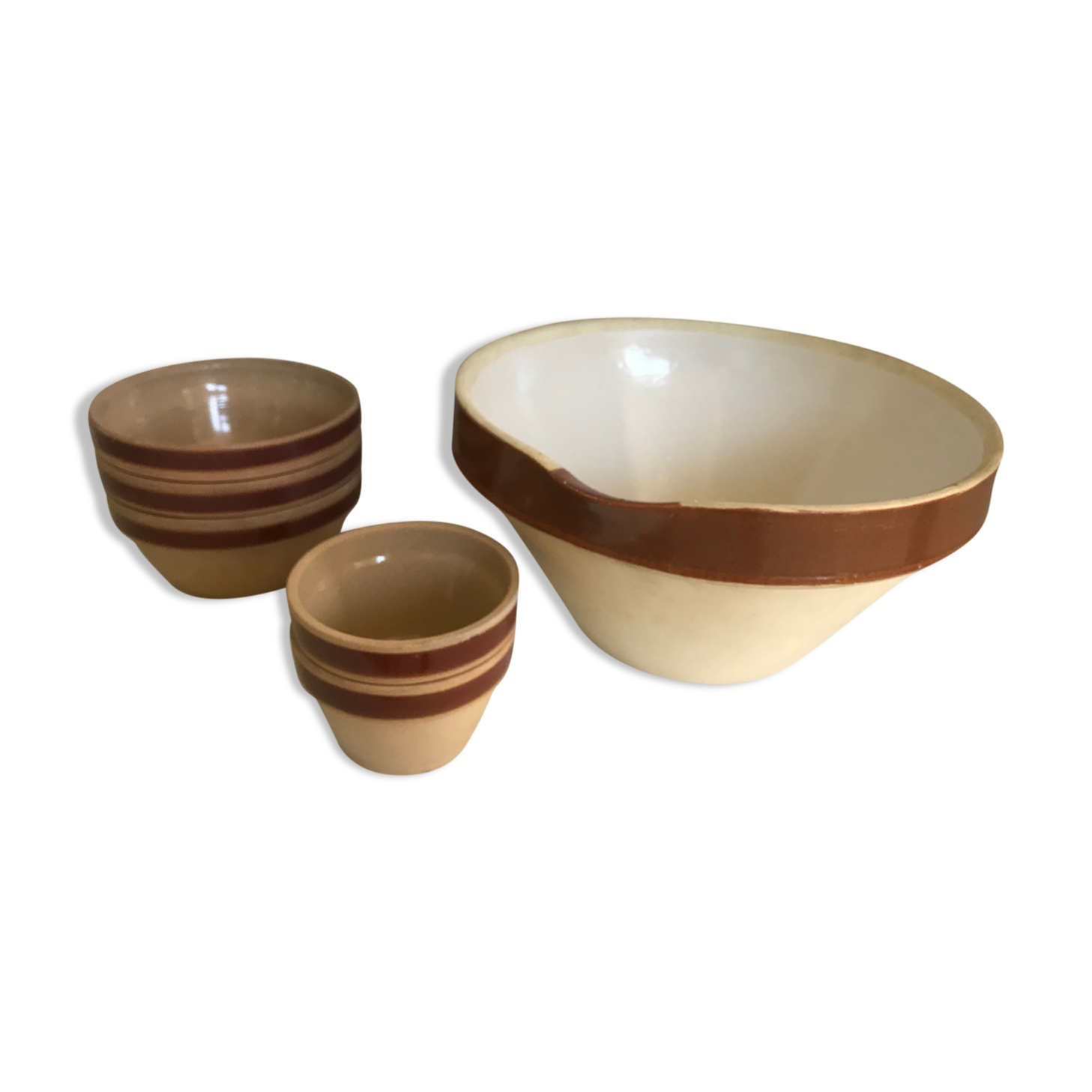 4l sandstone bowl and Gien bowls
