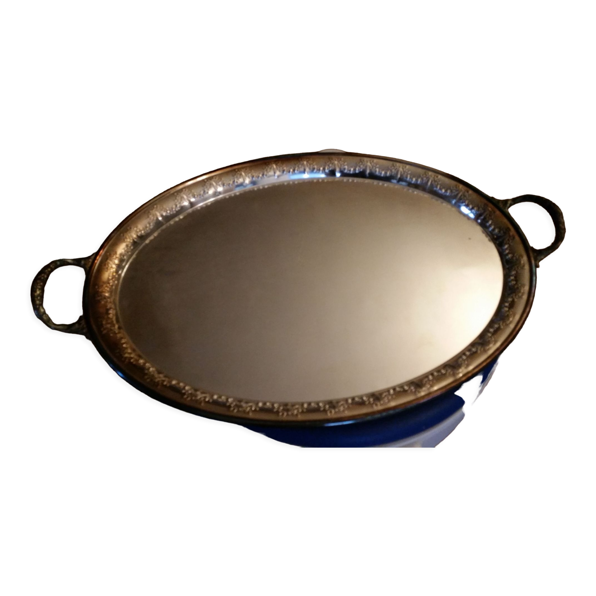 Oval silver metal tray