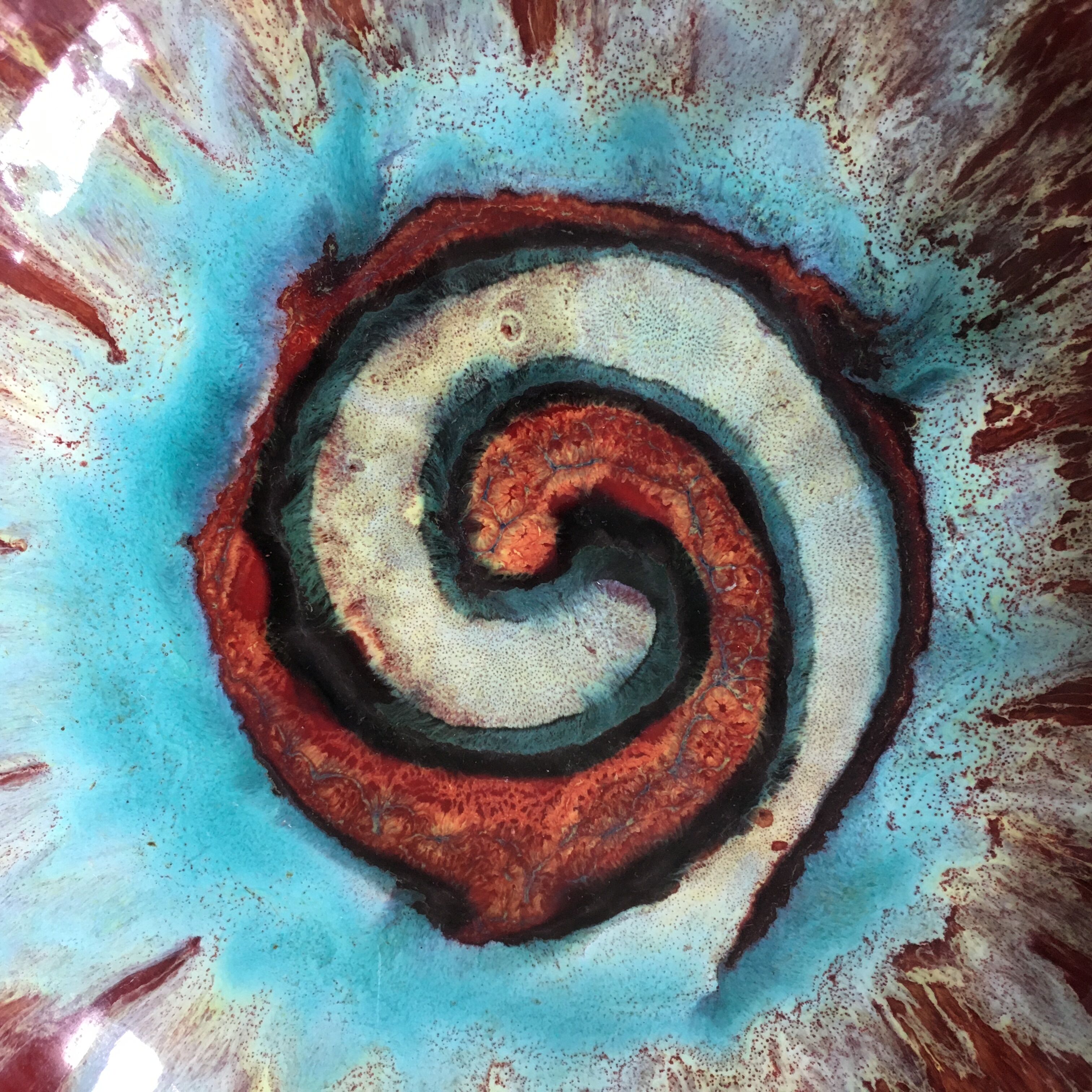 Shallow corolla dish signed