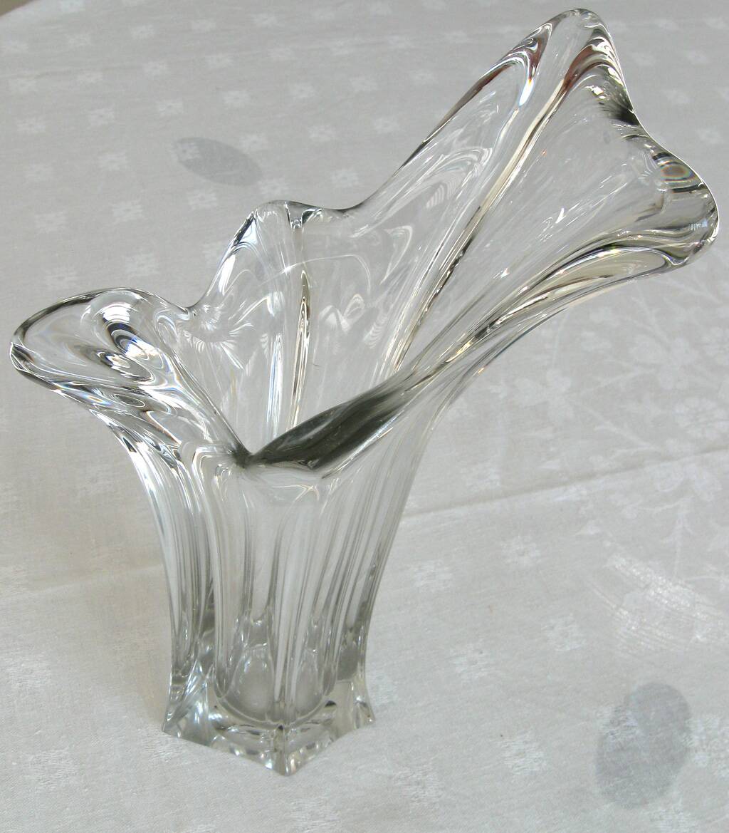 Designer crystal vase, 70s