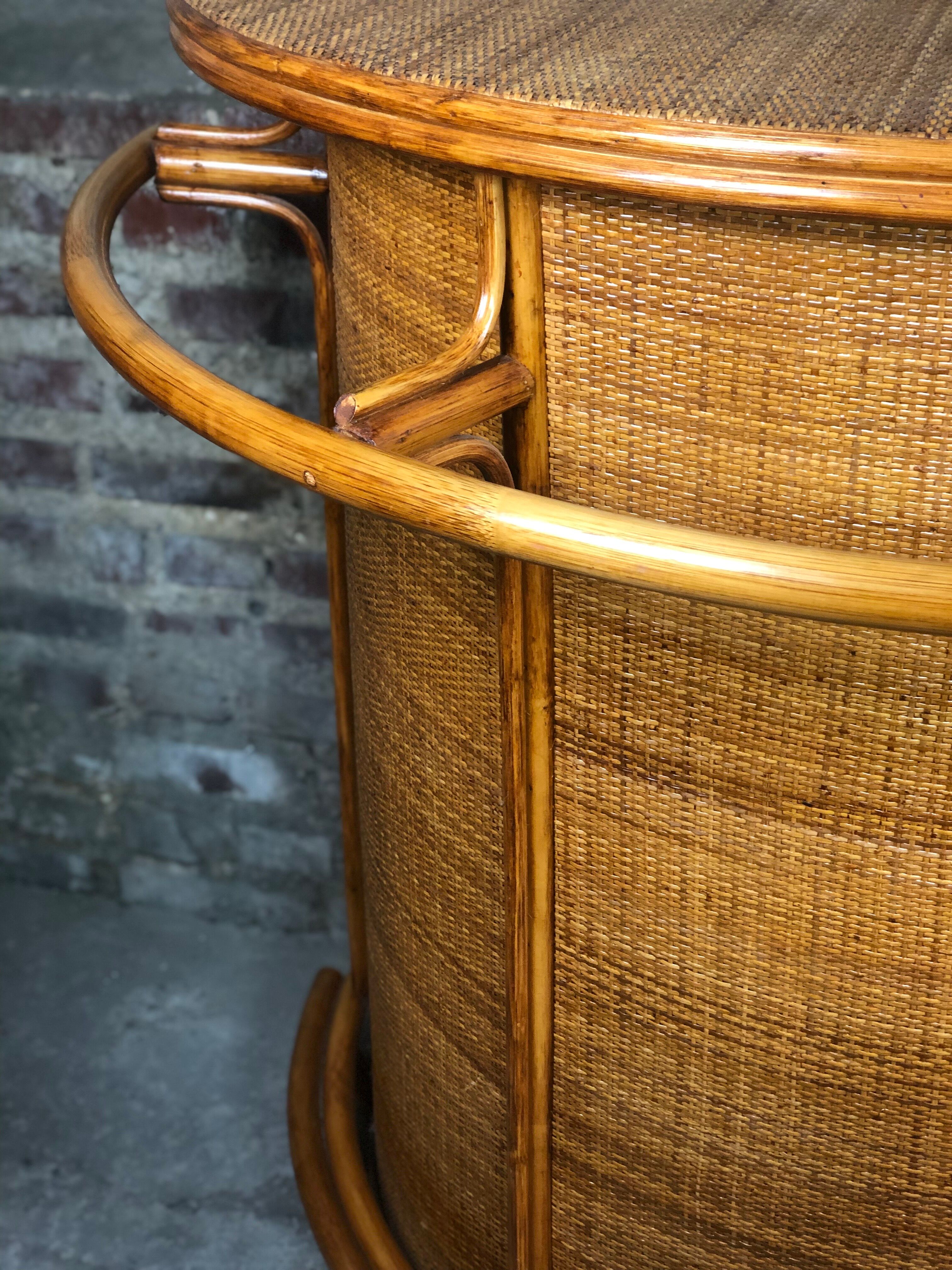 Bar and its 3 vintage stools in rattan and bamboo 1960'S