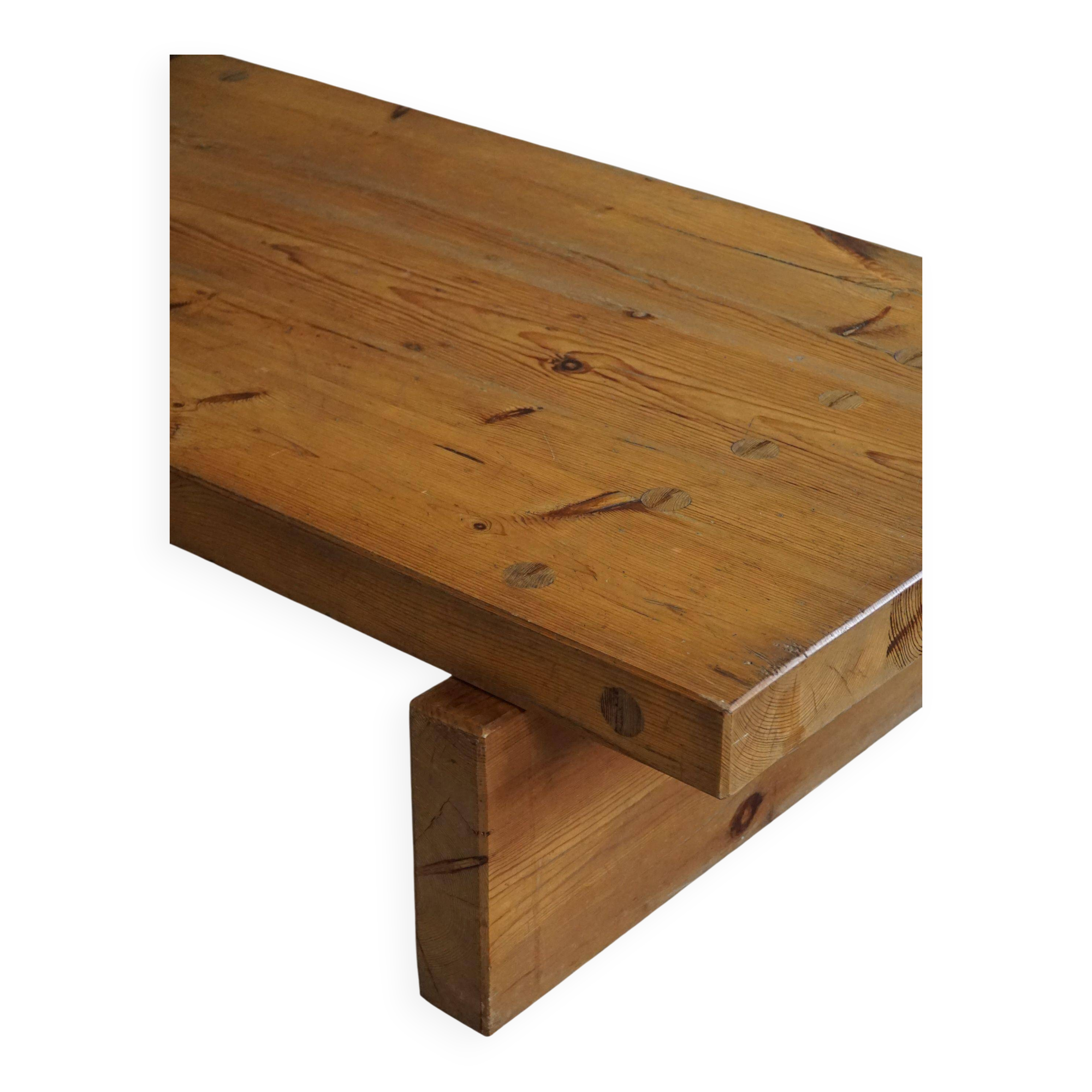 Rectangular pine coffee table from the mid-century by Roland Wilhelmsson, Ågasta, 1969.
