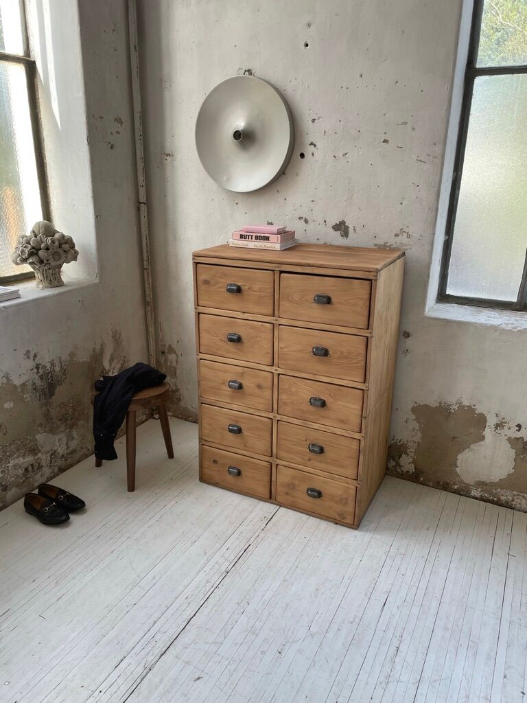 Craft furniture with drawers shell handles