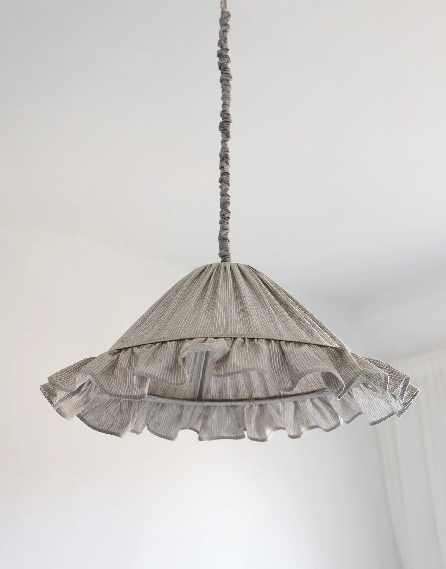 Suspension EMILIA — Fine Stripes Olive
