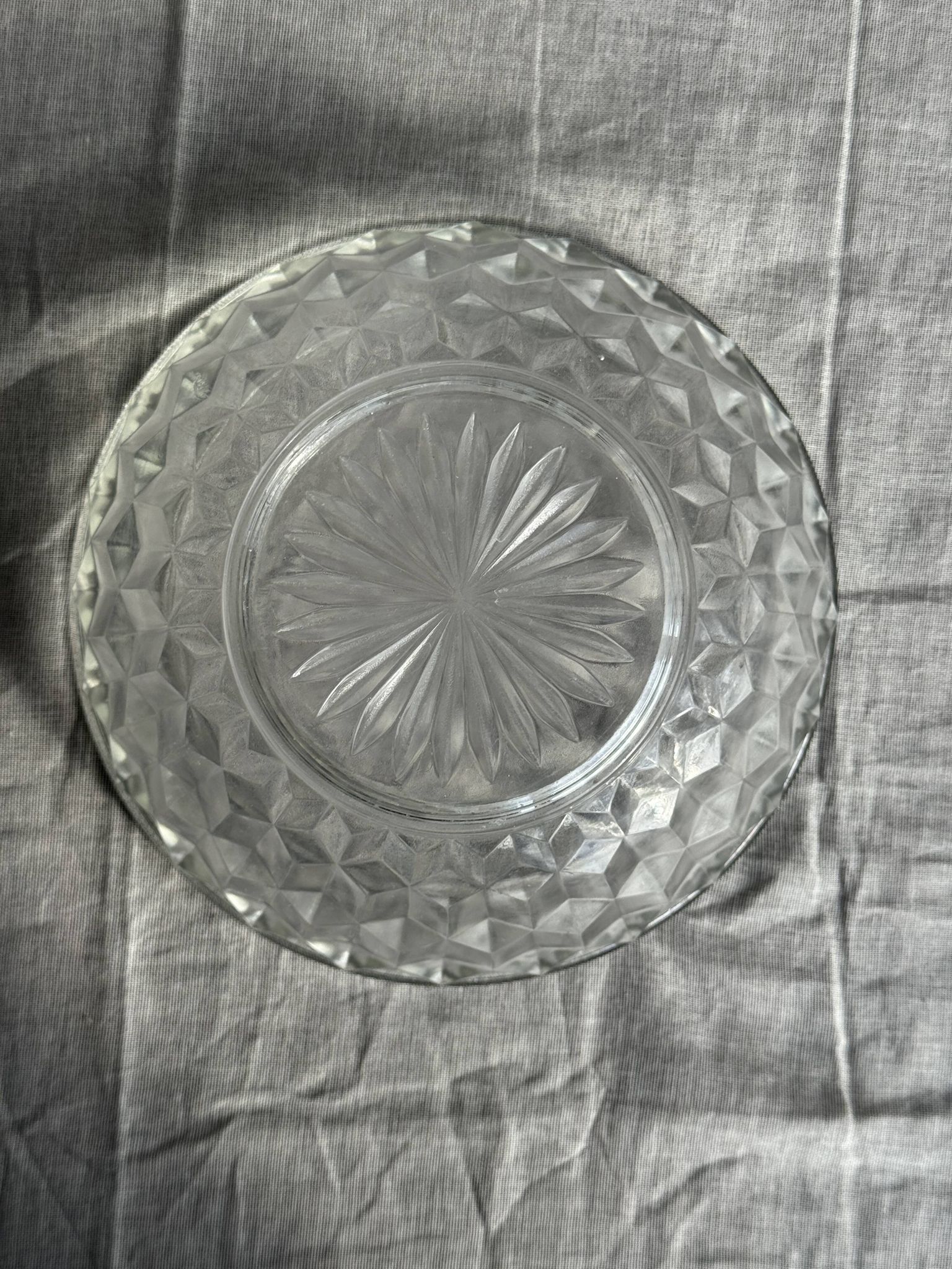 Petit saladier en verre vintage à motif de cubes