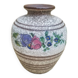 Ceramic vase