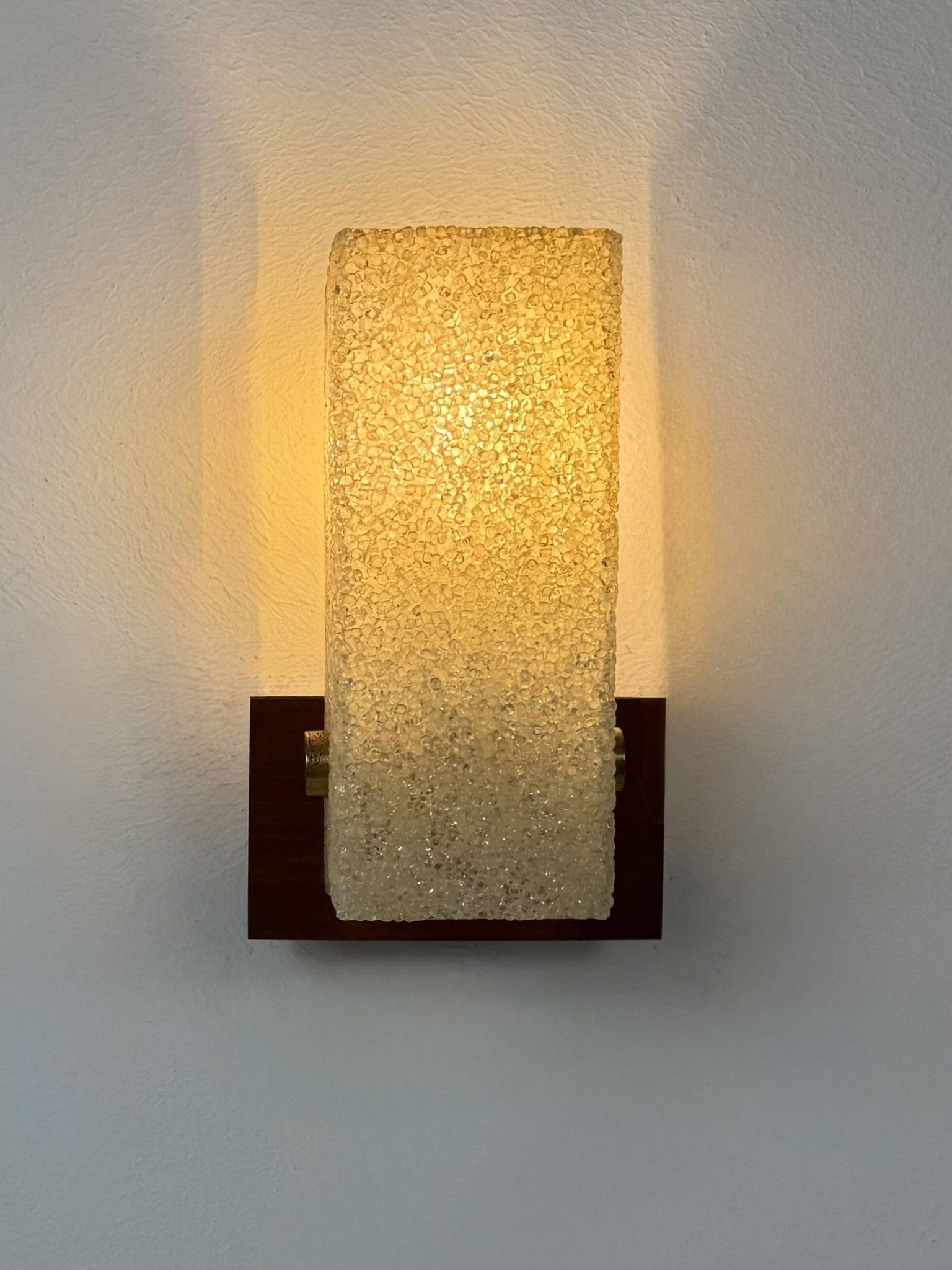 Vintage wall light, Perspex and wood, France, 1960.