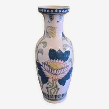 Large Chinese Porcelain Vase With Floral Decor, Late 20th Century