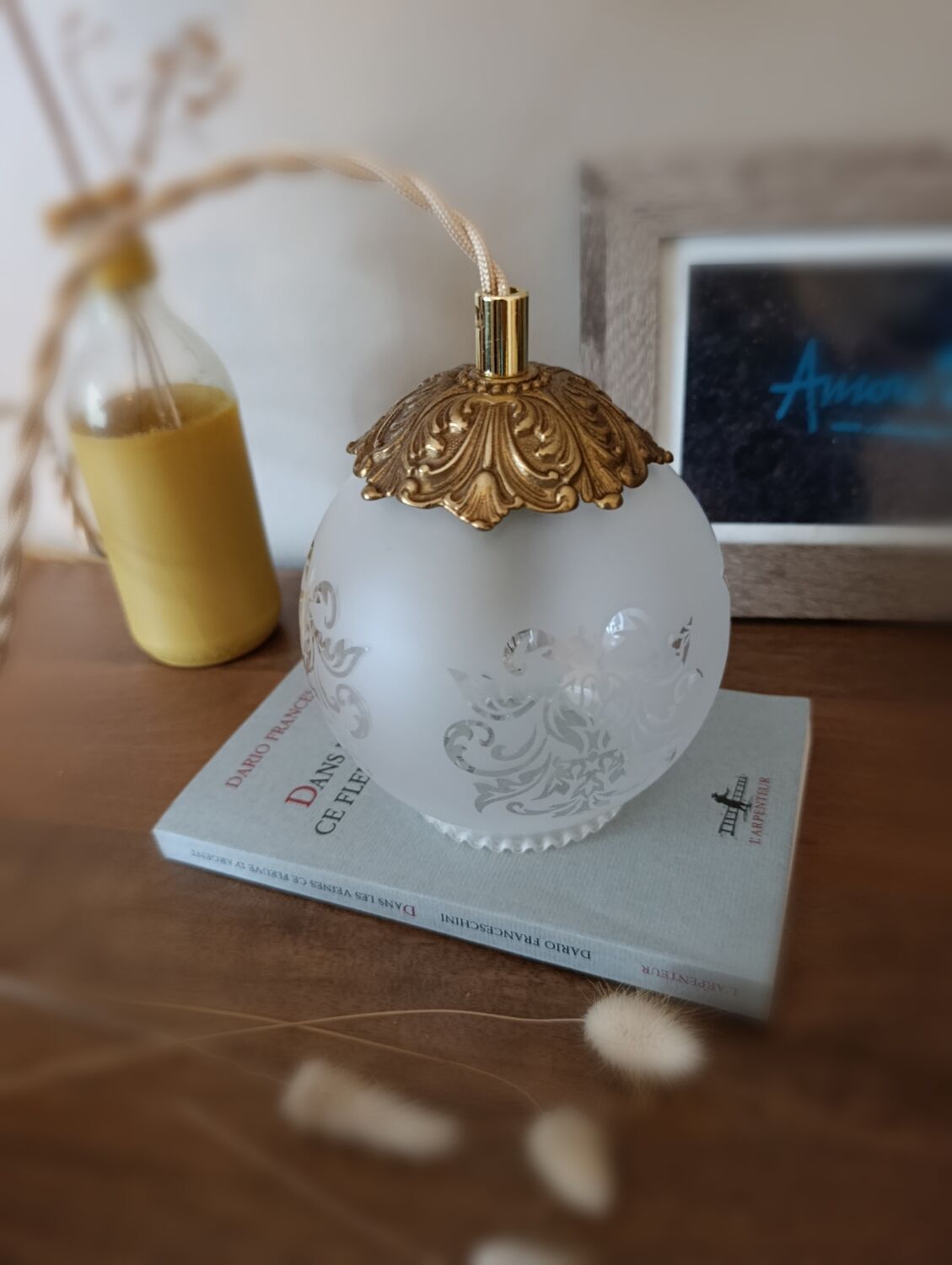 lampe baladeuse loupiote globe dépoli rétro chic