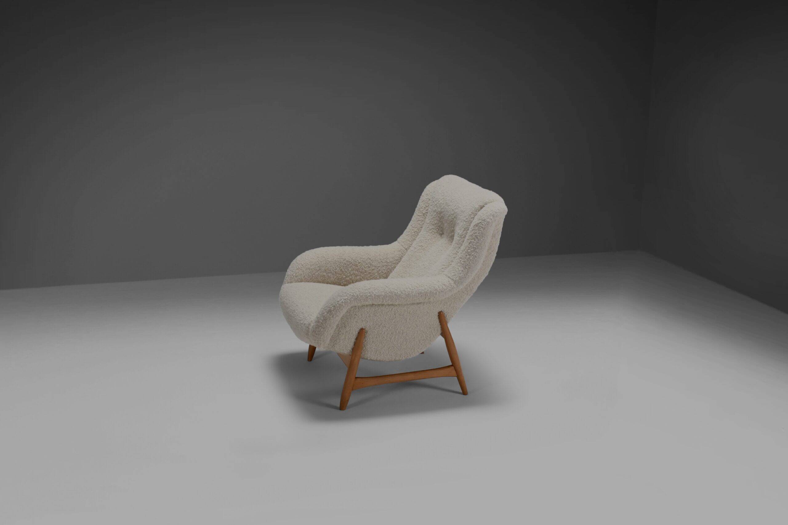 Rare lounge chair by Bengt Ruda for Artifort in wool fabric, Holland 1960s