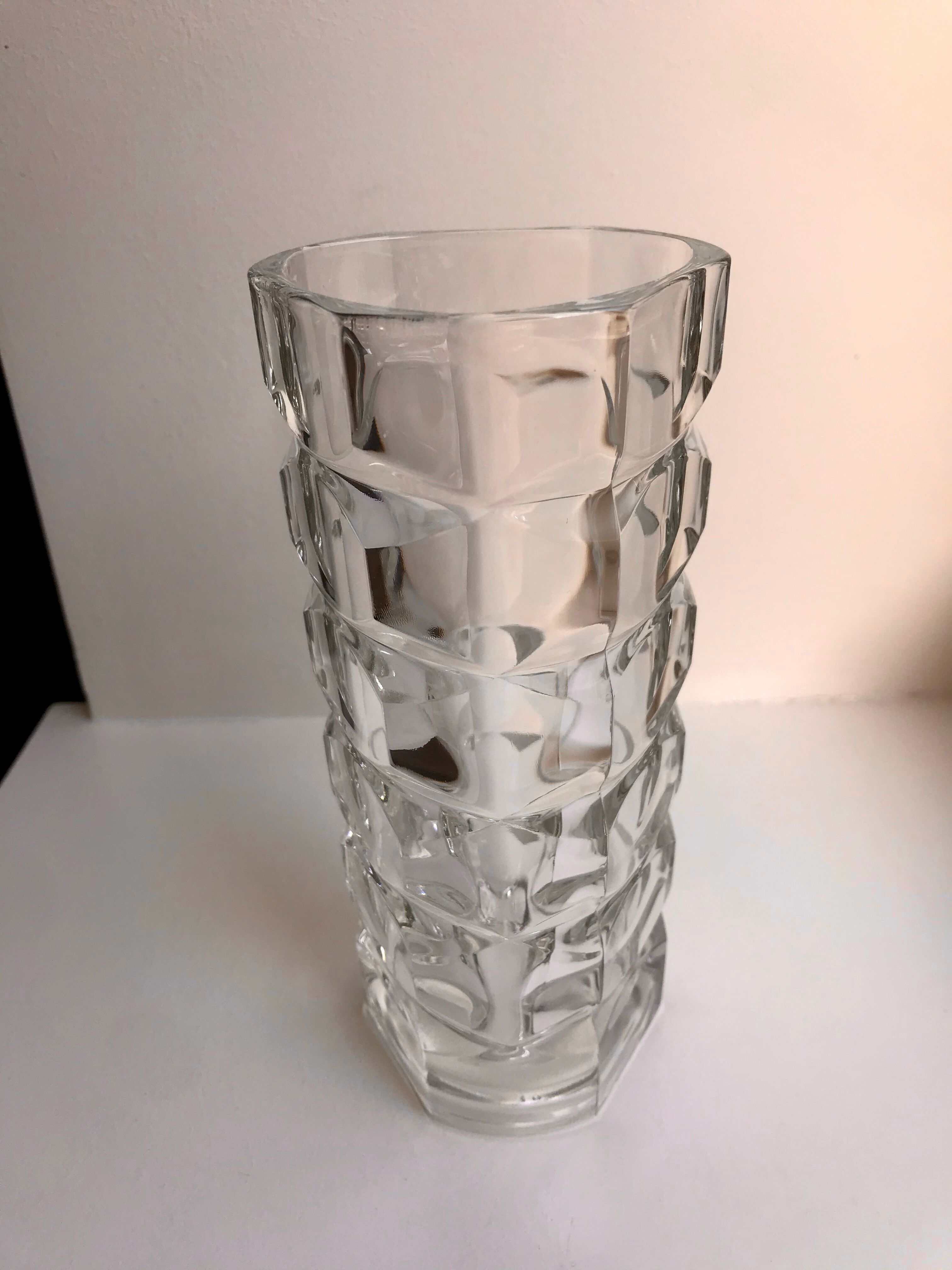 Art deco molded crystal glass vase