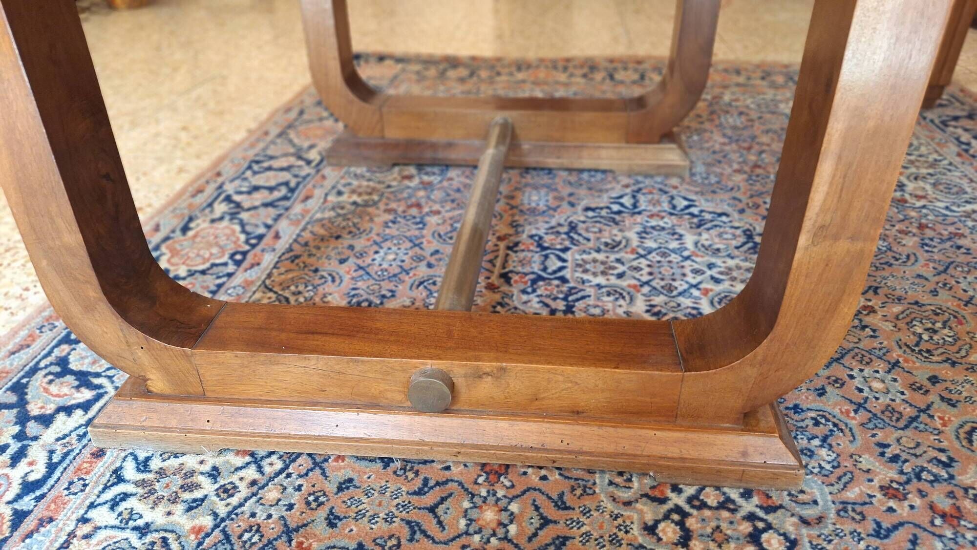 Beautiful square dining table in solid walnut, Art Deco style / 1930s.