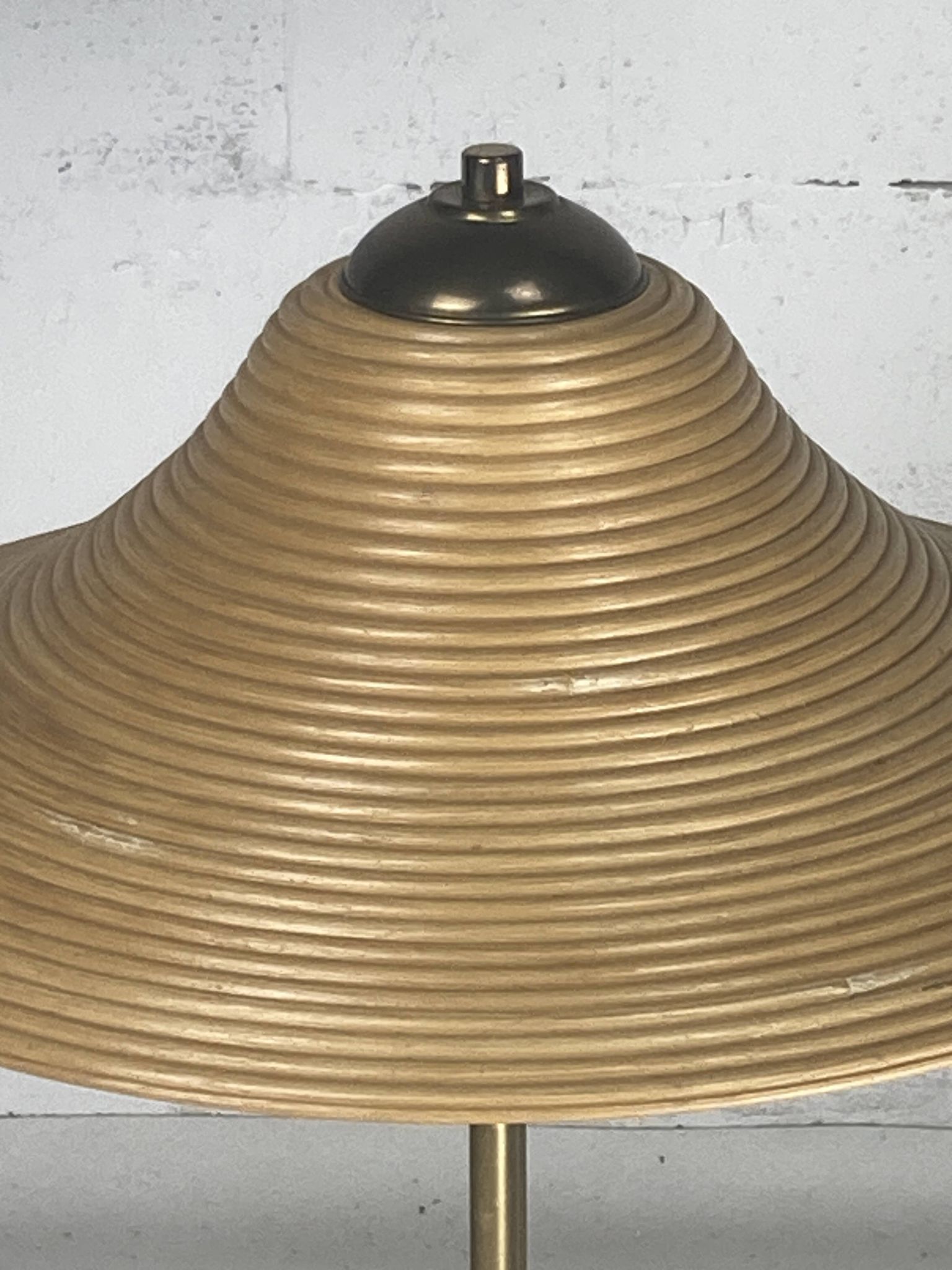 Lampe de table en laiton et rotin en roseau, Italie 1970