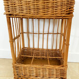 Wicker bar