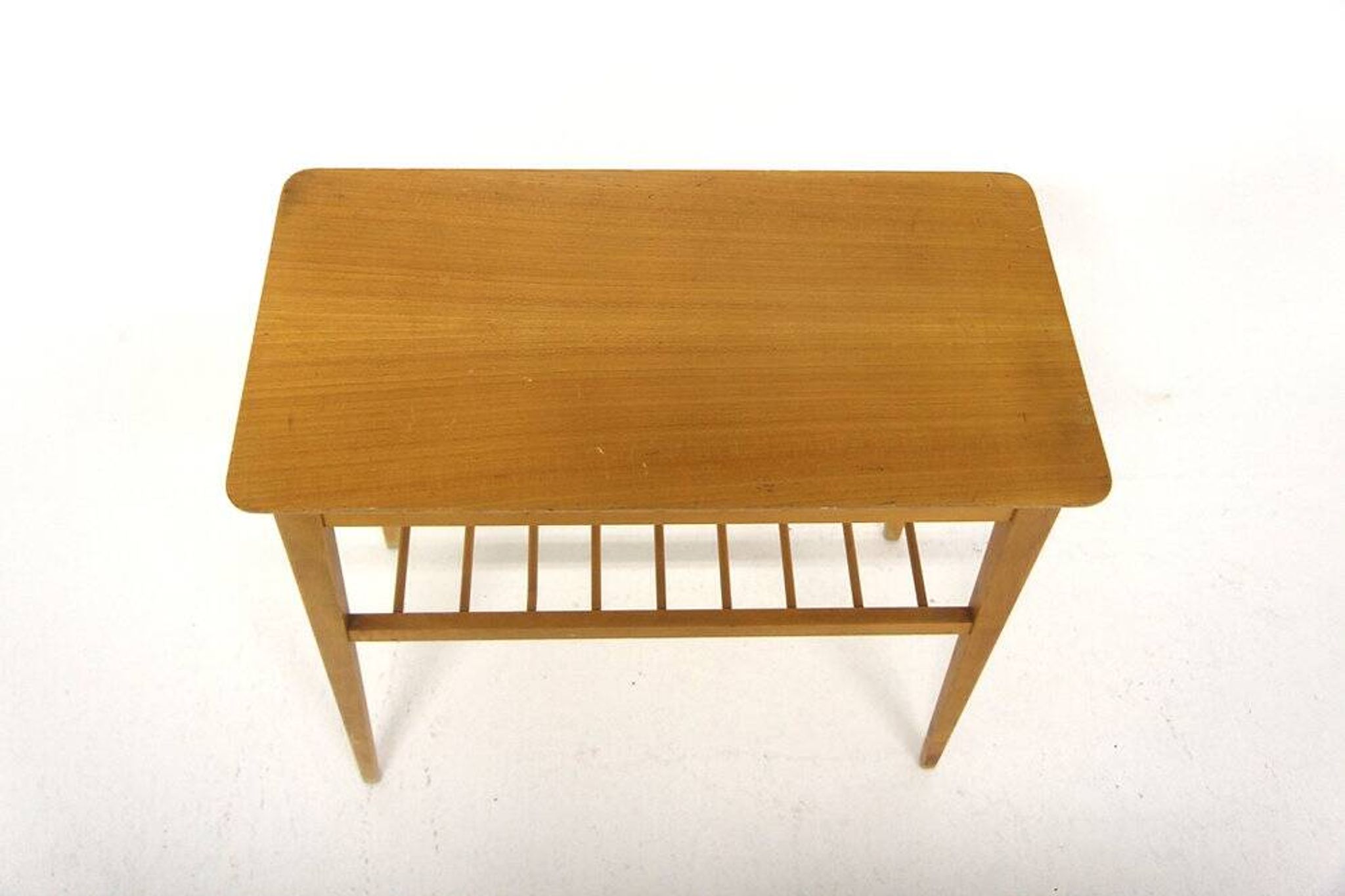 Table d'appoint en orme "Modèle 375", Swedish Modern, Suède, 1940